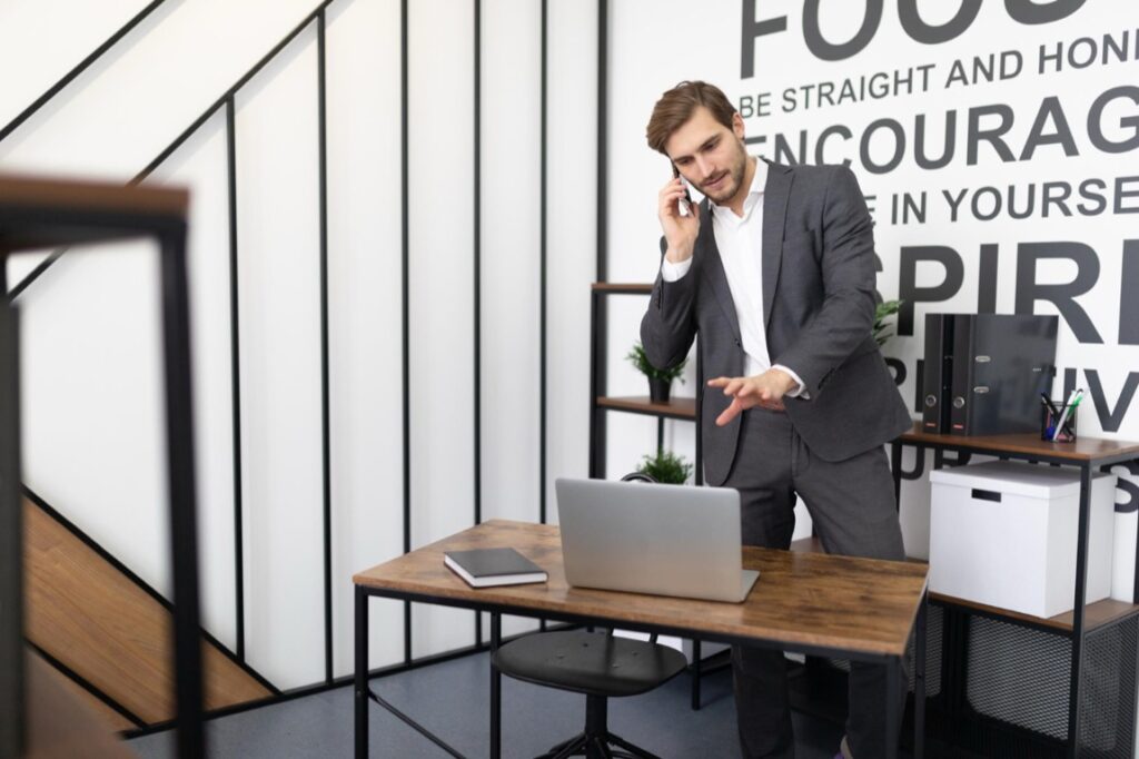 Jeden z największych atutów tego laptopa to jego mobilność